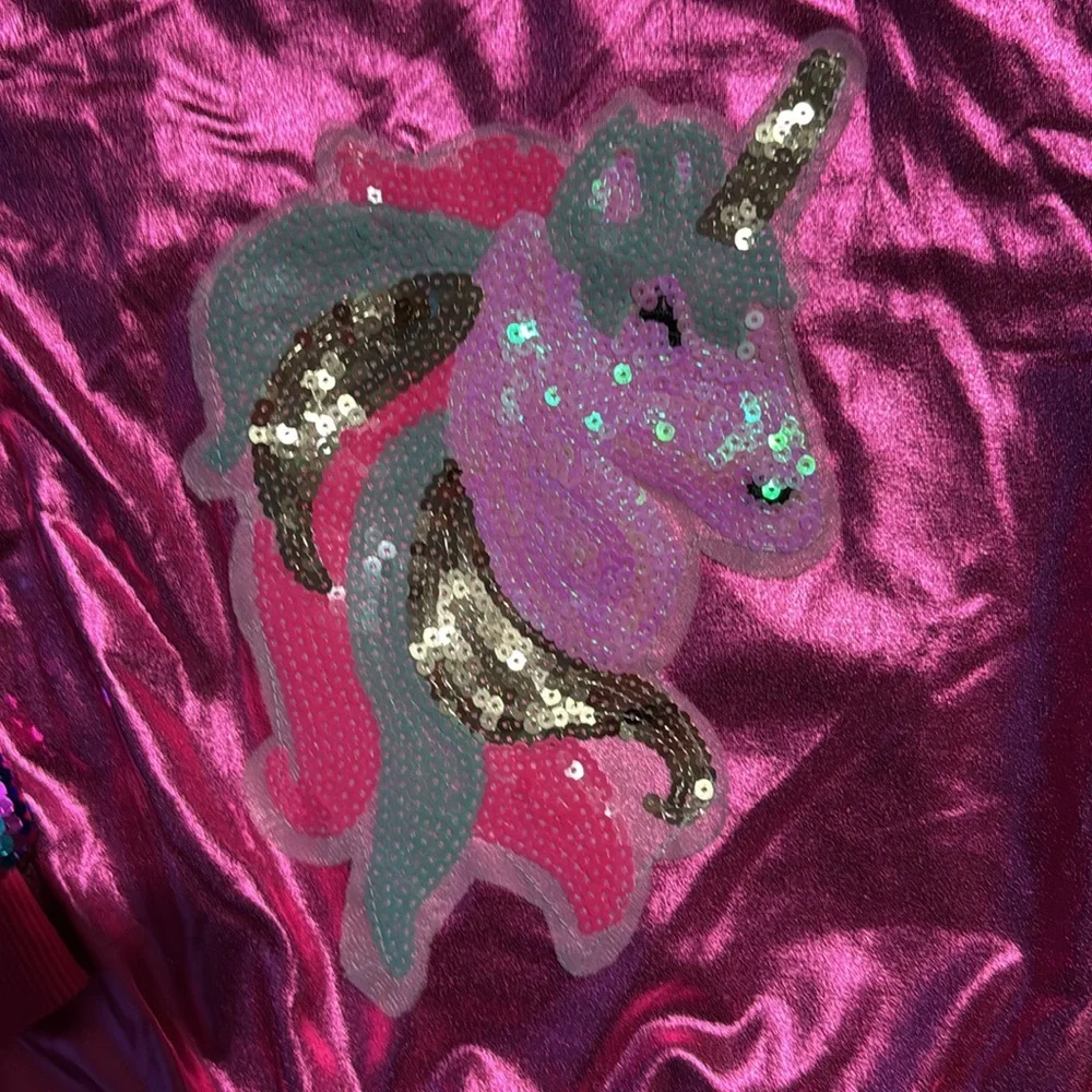 Girls size 120 (5T) lightweight metallic pink w/ sequins sleeves & unicorns coat